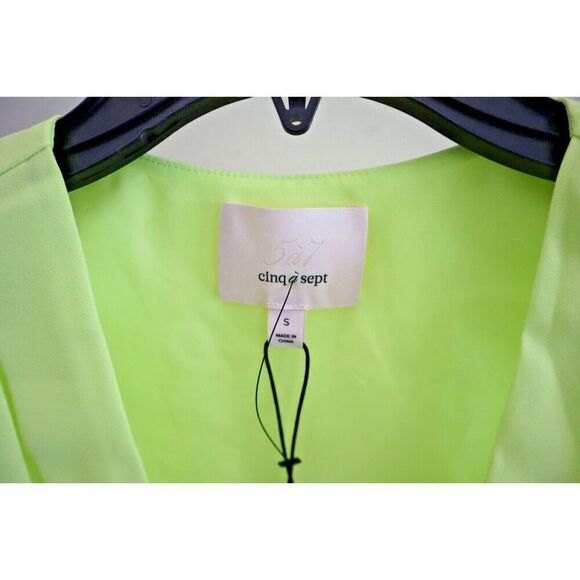 Cinq à Sept Women's Sz S Lemongrass Abby Sleeveless Twist Front V-Neck Top - Picture 3 of 9